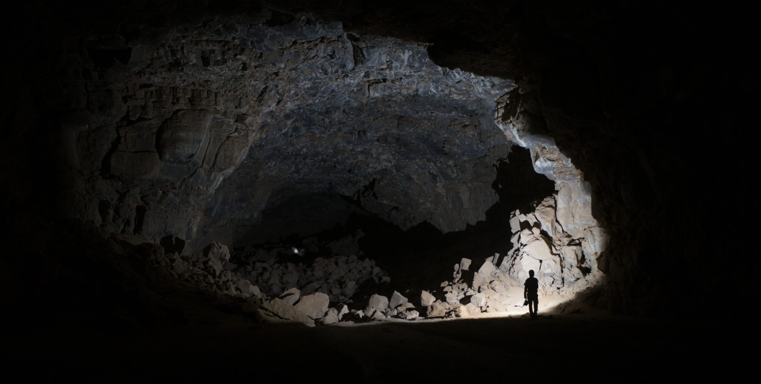 Humanos antigos esconderam-se num tubo de lava da Arábia Saudita durante mais de 7000 anos